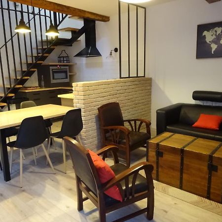 Chatte : Agreable Maison De Rue Dış mekan fotoğraf