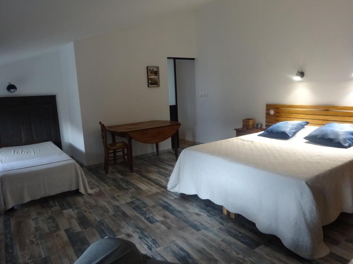 Chatte : Agreable Maison De Rue Dış mekan fotoğraf